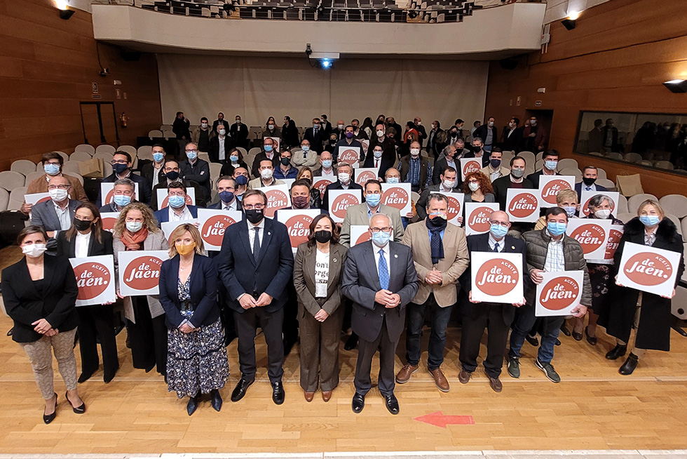 La Indicación Geográfica Protegida “Aceite de Jaén” entrega las placas identificativas a sus 47 inscritos
